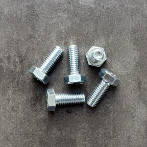 Болт М8х20х1,25 ГОСТ 7798-70 класс прочности 8.8 оцинкованный