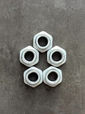 Гайка самоконтрящаяся М12х1,25 Белзан класс прочности 10, в цинке.