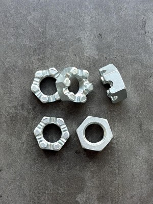 Гайка корончатая, прорезная низкая М18х1,5 ГОСТ 5919-73, покрытие цинк