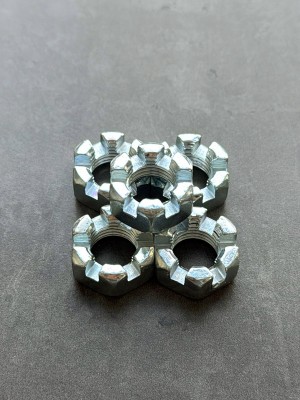 Гайка корончатая, прорезная низкая М12х1,25 DIN 937