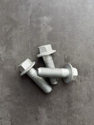 Болт фланцевый М12х40х1,25 8.8 оц. DIN 6921 без насечек