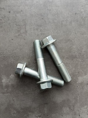 Болт фланцевый М12х65х1,25 8.8 оц. DIN 6921 без насечек