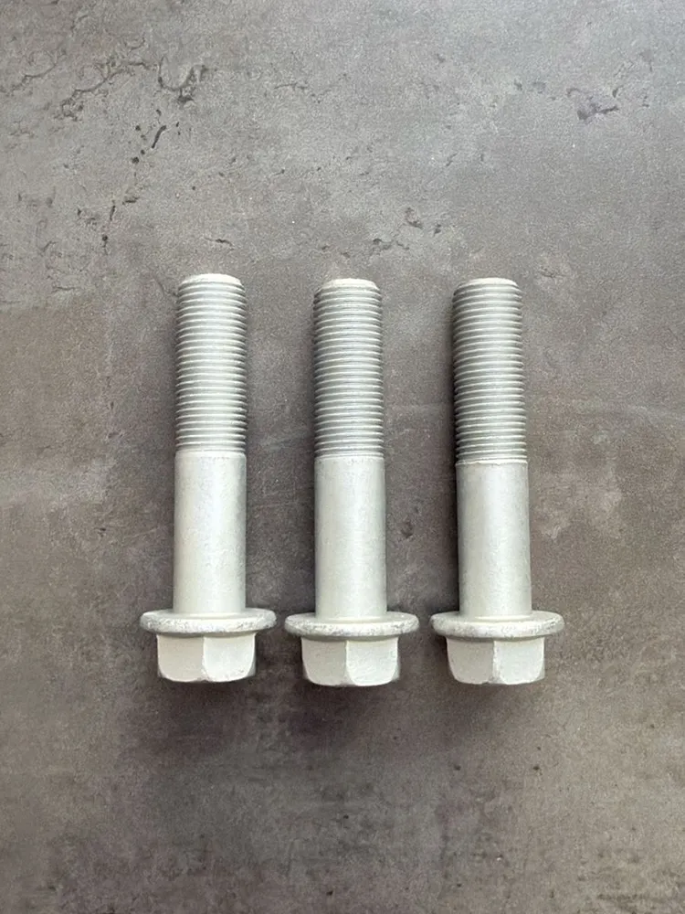 Болт фланцевый М16х75х1,5 10.9 оц. DIN 6921 без насечек